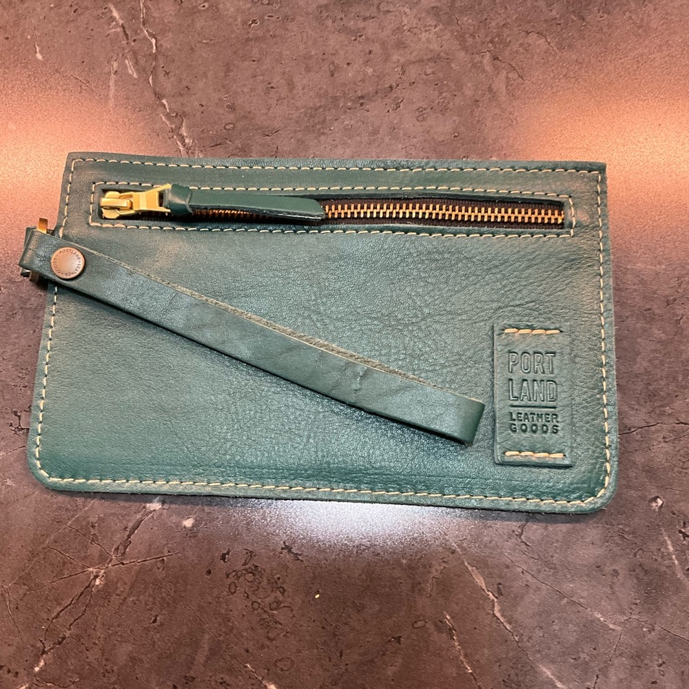 Portland Leather Peacock Adrianna